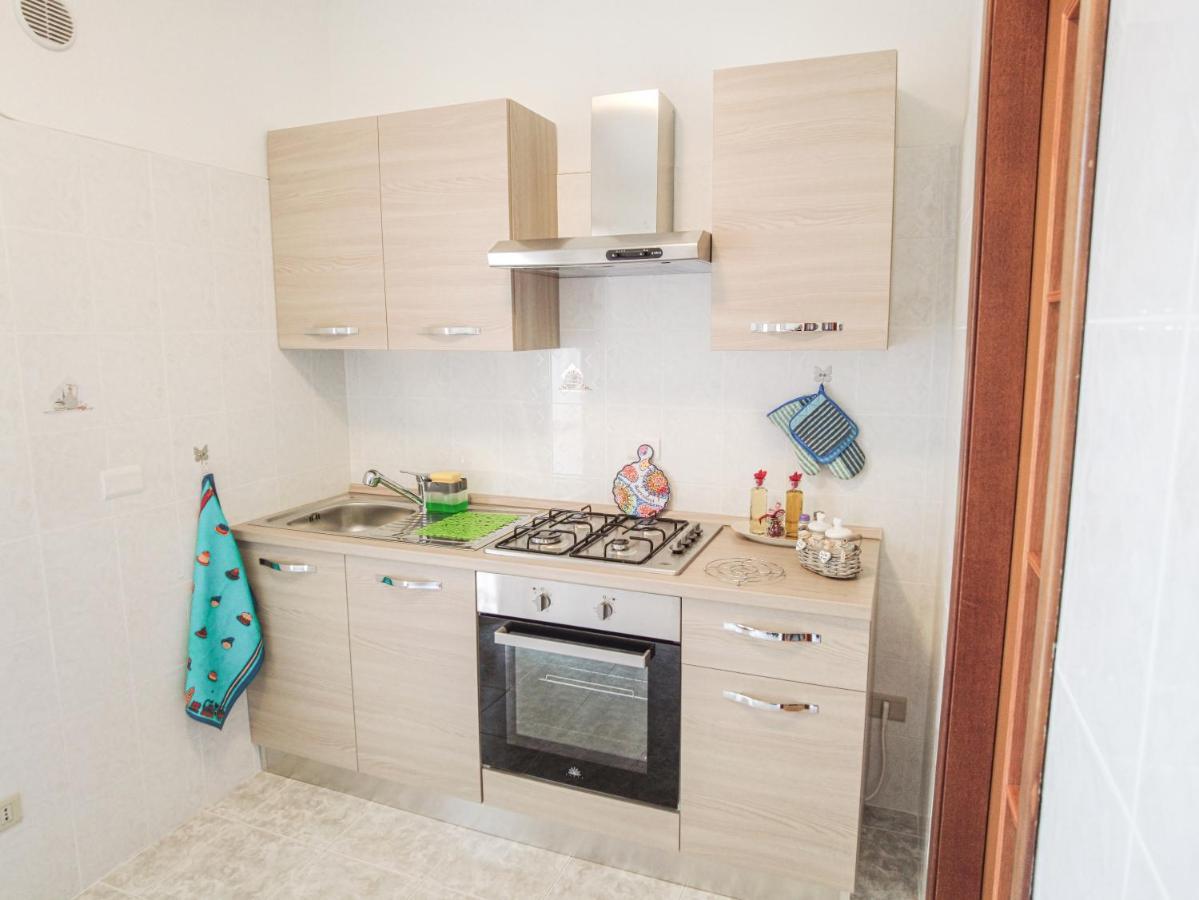 Budget Beds Алгеро Екстериор снимка
