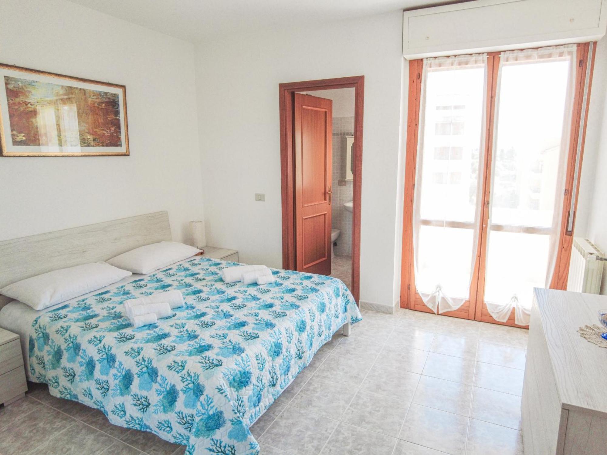 Budget Beds Алгеро Екстериор снимка