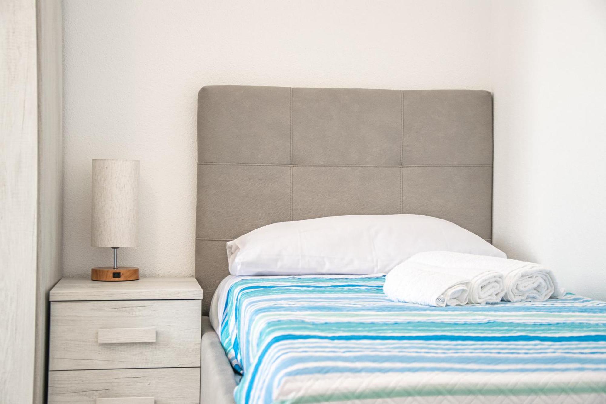 Budget Beds Алгеро Екстериор снимка